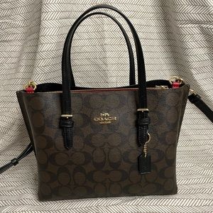 - Coach Mollie Hand Bag / Satchel